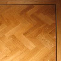 Oak Herringbone with Wenge inlay